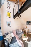 All-inclusive - 2 story loft - next to Old Town - B&B Tallinn