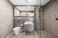SOP 12 Stylish and Cozy Two-Bedroom Apt - B&B Sydney