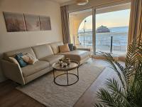 Isola Bella - Luxe Verblijf op de Zeedijk met Panoramisch Uitzicht - B&B Blankenberge