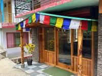 Hill Ice Guesthouse Tosh Mountain View Rooms & Balcony - Chambres d’hôtes Dasheya