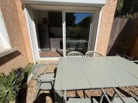 Bas de villa & jardin - climatisé - 10mn à pied plages & parking - Les Bambous - Chambres d'hôtes La Ciotat