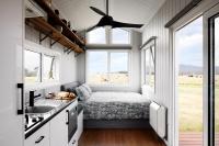 Hounds Run Tiny House - Grampians Vineyard Stay - B&B Great Western