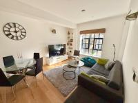 Modern 2 Bedroom Apartment in Kings Cross, London, N1 - Chambres d'hôtes Londres