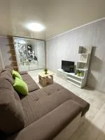 Квартира подобово - Ferienwohnung Dnipro