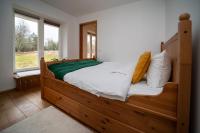 Lahemaa Apartment with Sunny Balcony near Viru Bog - B&B Kolga