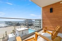 Oceanside Oasis Oceanfront with Pool and Elevator - B&B Carolina Beach