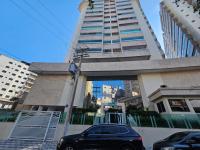 Apartamento Praia Grande - Vila Caiçara , 4minutos andando até a praia e 2minutos andando até a feirinha vila Caiçara , Com Varanda e Churrasqueira - B&B Praia Grande