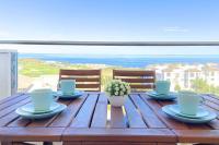 Blue View: Vista al Mar 3 Dorm • Valle Properties - B&B Castillo de la Duquesa