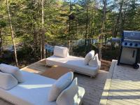 Héméra Chalet - Waterfront with SPA and Sauna - B&B Notre-Dame-de-Montauban