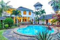 Coconut House, Diani Beach, superb staff, sleeps 12 - B&B Diani Beach