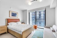 Modern Studio with Balcony Full Amenities - B&B Miami