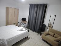 Zimmer mit Kingsize-Bett - Barrierefrei/befahrbare Dusche
