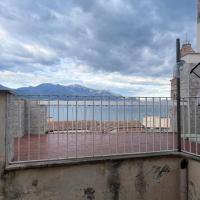Loft Appartement met 1 Slaapkamer en Balkon