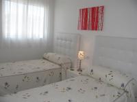 Appartamento con 3 Camere da Letto e Parcheggio Gratuito (6 Adulti)