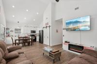 Modern 3BR2BA6Beds Fenced Yard Near Downtown - Bed and Breakfast Saint Augustine