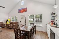 Modern 3BR2BA6Beds Fenced Yard Near Downtown - Bed and Breakfast Saint Augustine