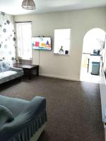 Frugal Mid-Terrace Guest House-2 double bed - Ferienwohnung Weymouth
