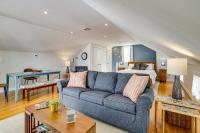 Walk to Coast! Convenient Cottage in Dtwn Madison - Ferienwohnung Madison