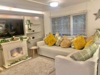 The Cosy Cabin - B&B Whitland