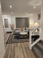 Modern Comfort - With AC - B&B Calgary