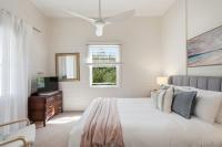 Pip's Cottage - Cafes, Bars, Pets OK, Jetty Beach - B&B Coffs Harbour