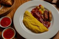 Sila Living Ubud - 1 Bedroom Private Pool Villa with Floating Breakfast - Chambres d'hôtes Ubud