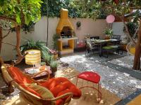Apartment Issa -1min from the beach,free parking - B&B Split