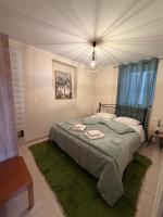 To Petrino apartment - Bed and Breakfast Kyparissía