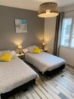 Gîtes des roches 2 logements , détente assurée 2 kilomètres du zoo ! - B&B Seigy