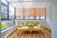Camera Familiare con Balcone