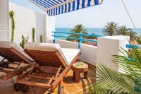 Casa46 - Denia Modern, luxurious, sea-view apartment - Chambres d'hôtes Denia