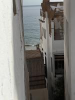ayouz surf house2 --20 meter from the beach - B&B Taghazout