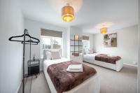 5 BR House Ideal for Contractors & Free Parking - Bed and Breakfast Overstone