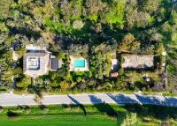 Anton Grand Estate - 5BR Villa with Private Pool - B&B Aradhippou