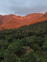 Refúgio na Montanha com Hidromassagem e Vista para os Cânions - B&B Praia Grande
