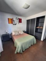 Dpto con Balcón y Cochera frente a Plaza Alvarado - B&B Salta