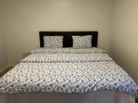 GHAR-New 2 bedrooms apartment near airport and Oslo city-free parking - Chambres d'hôtes Kløfta