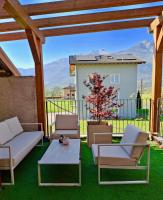 Villa Volpe Apartment with private terrace - B&B Sorico