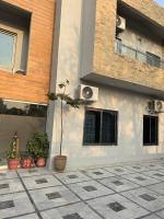 Arizona 2 - B&B Islamabad