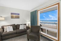 Family Suite - Sleeps Six - Ocean View & Beach Access - Pool & Hot Tub - B&B Lincoln City