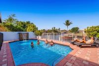 Luxe 4BR Waterfront w Htd Pool 5min to beach - B&B Fort Lauderdale