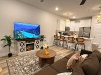 Biloxi Coastal Haven Walk to Beach - Chambres d'hôtes Biloxi