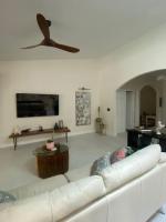Luxury Garden Oasis - Bed and Breakfast Wellington