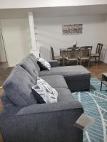 Executive Cozy 2bedroom Basement Suite - B&B Brandon