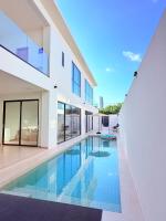 Blue House Beach Pool BBQ KTV Billiards Villa 6 - B&B Jomtien