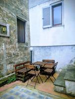 Pothos House - Downtown apartment with patio and large living room - Chambres d'hôtes Orvieto