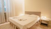 Sweet Lake Apartment - Italian Homing - Chambres d'hôtes Sirmione