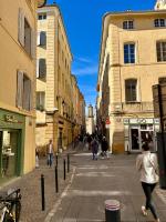 Duplex de Charme au Cœur Historique d'Aix - B&B Aix-en-Provence