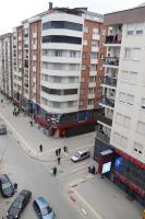 Amara's Home - Cozy 2BR Near Prishtina - B&B Kosovo Polje