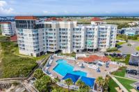 Oceanfront Resort Retreat Stunning Ocean Views - B&B North Topsail Beach